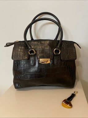 Barr + Barr New York Shoulder Bag